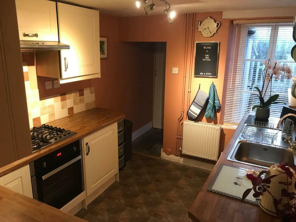 Ham Tree Cottage Trowbridge Exterior photo